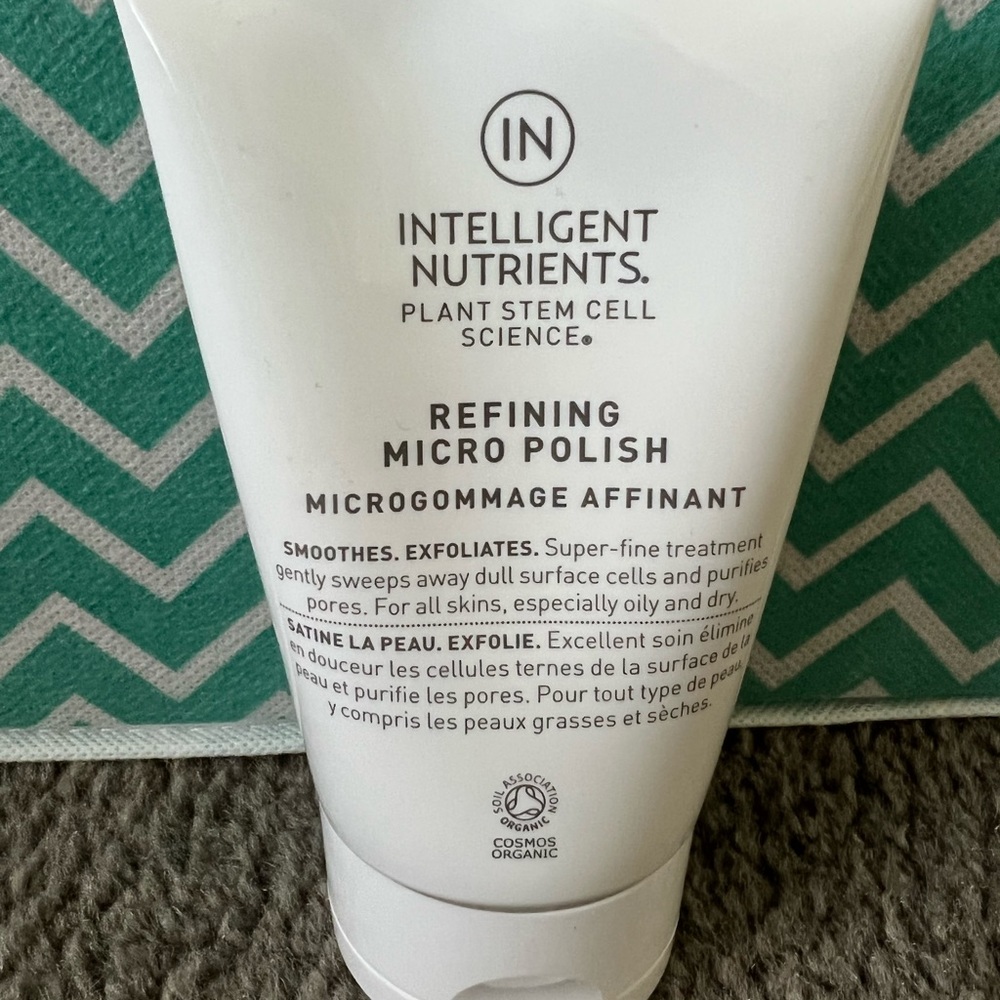 Intelligent Nutrients Refining Micro Polish Microgommage Affinant
